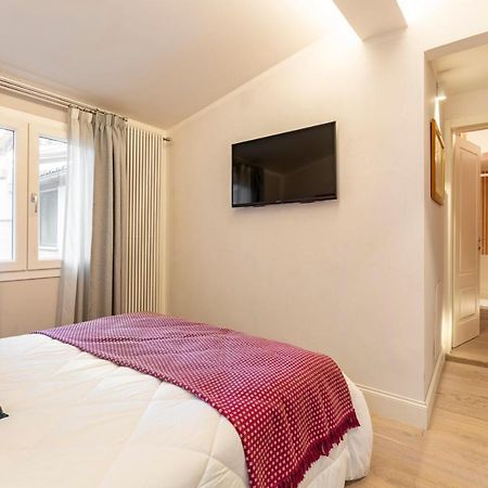 Art Apartment Luxury Sofia Suite فلورنس المظهر الخارجي الصورة