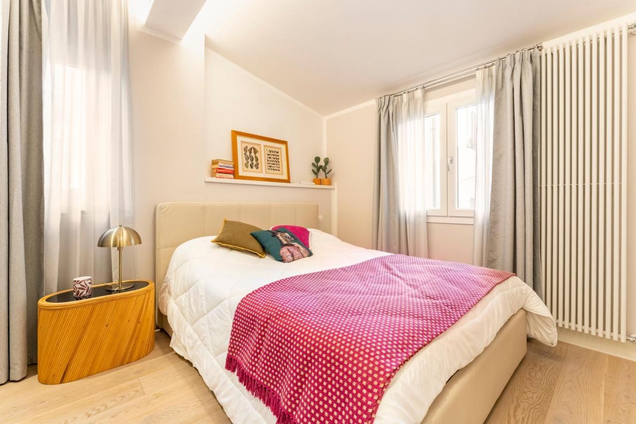 Art Apartment Luxury Sofia Suite فلورنس المظهر الخارجي الصورة